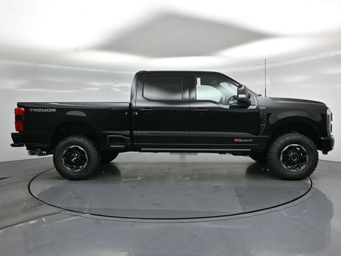 New 2026 Ford F250 Platinum w/ Tremor Off-Road Package AWD/4WD image 28