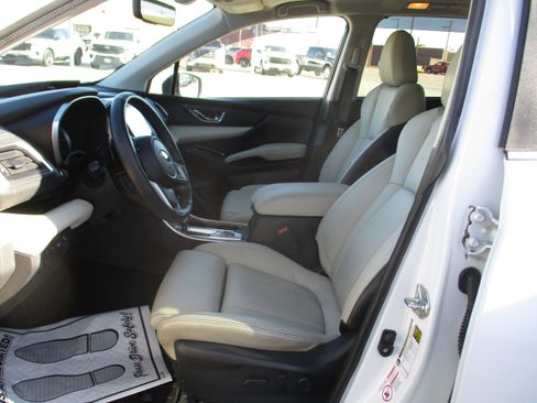 Used 2020 Subaru Ascent Limited w/ Technology Package AWD/4WD image 12