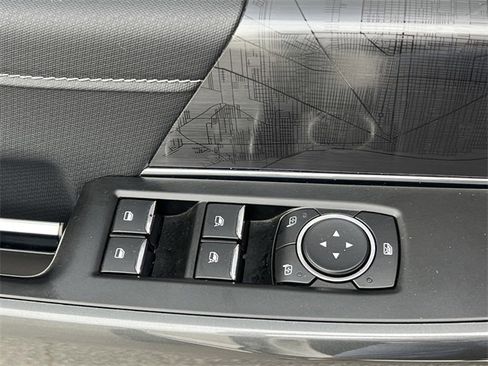 Used 2022 Ford F150 XLT w/ Equipment Group 302A High image 17