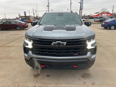Used 2024 Chevrolet Silverado 1500 LT Trail Boss w/ LT Trail Boss Premium Package AWD/4WD image 32