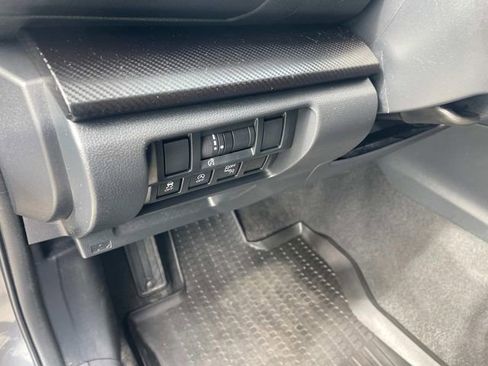 Used 2023 Subaru Crosstrek 2.0i Premium image 21