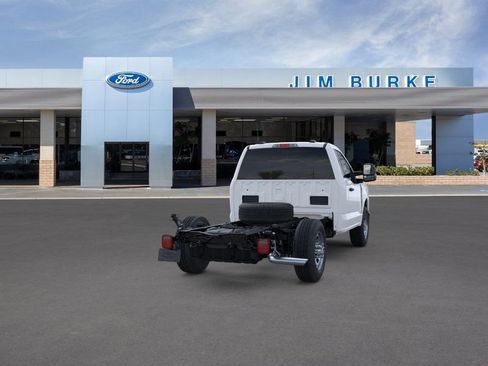 New 2026 Ford F350 XL w/ XL Chrome Package RWD image 8