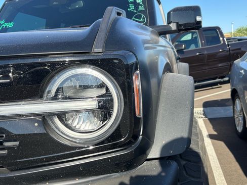Used 2021 Ford Bronco Wildtrak AWD/4WD image 8
