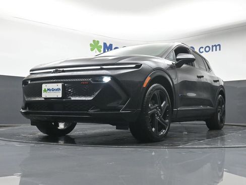 New 2026 Chevrolet Equinox EV RS image 6