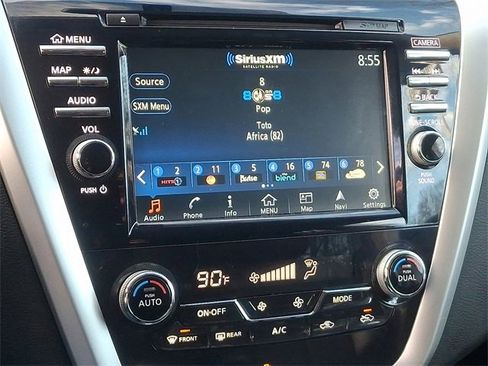 Used 2018 Nissan Murano SL image 16