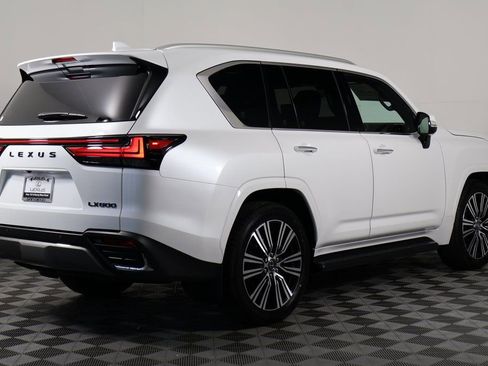 New 2026 Lexus LX 600 4WD w/ Luxury Package image 2