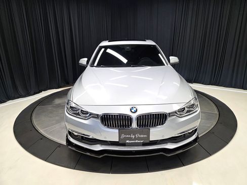 Used 2018 BMW 340i xDrive Sedan AWD/4WD image 8