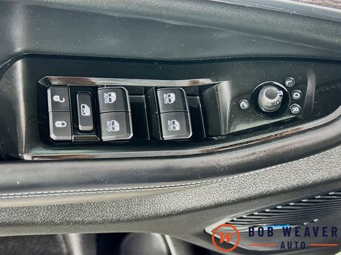 Used 2022 Jeep Grand Cherokee L Overland w/ Luxury Tech Group IV image 18