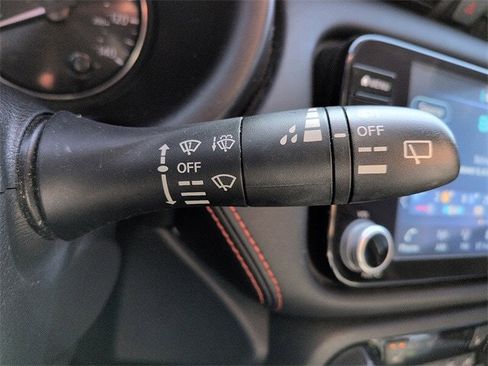 Used 2023 Nissan Kicks SR w/ SR Premium Package image 25