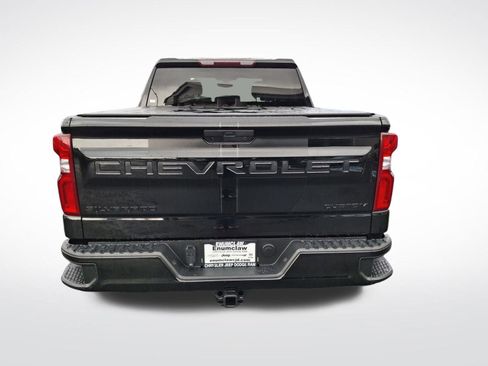 Used 2021 Chevrolet Silverado 1500 Custom w/ Rally Edition image 4