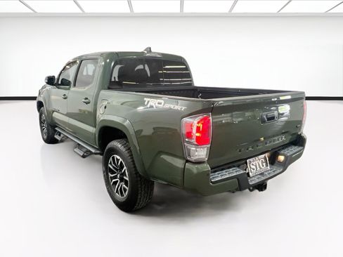 Used 2021 Toyota Tacoma TRD Sport w/ Technology Package RWD image 6