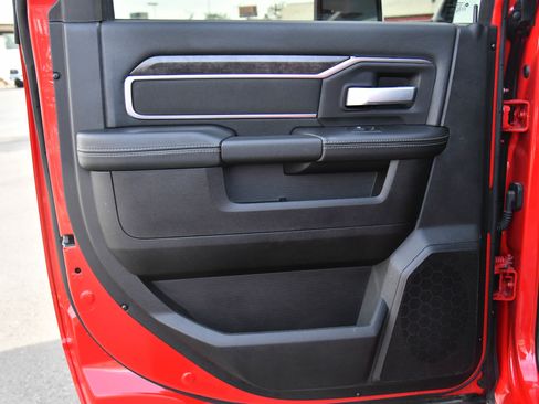 Used 2024 RAM 2500 Big Horn w/ Night Edition image 41