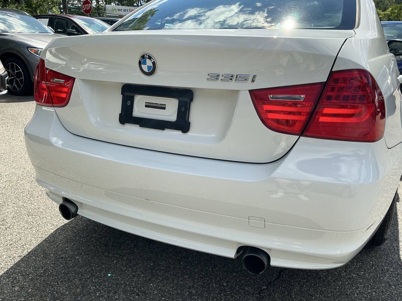 Used 2011 BMW 335i xDrive Sedan AWD/4WD image 7