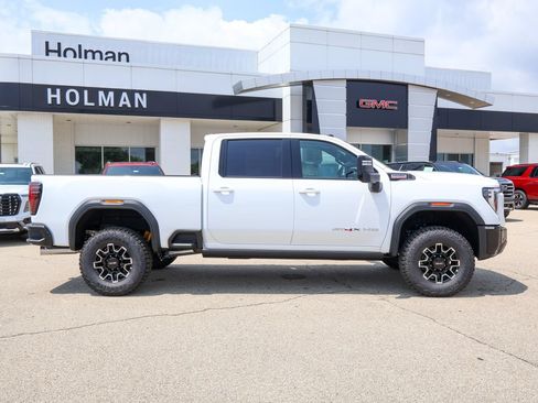 New 2026 GMC Sierra 2500 AT4X w/ LPO, Black Badging Package AWD/4WD image 2
