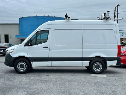 Used 2023 Mercedes-Benz Sprinter 2500 image 16