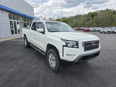 Used 2023 Nissan Frontier SV w/ Technology Package AWD/4WD image 1