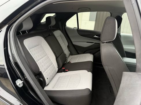 Used 2022 Chevrolet Equinox LT AWD/4WD image 15