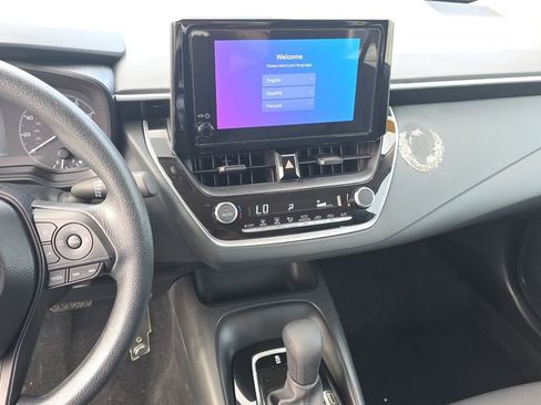 Used 2025 Toyota Corolla LE FWD image 15