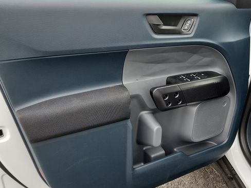New 2026 Ford Maverick XL FWD image 8