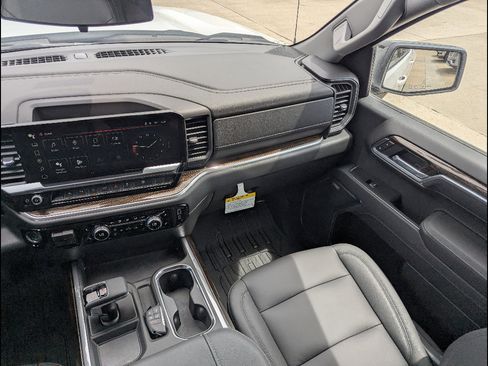 New 2026 GMC Sierra 1500 Elevation w/ Elevation Premium Package AWD/4WD image 20