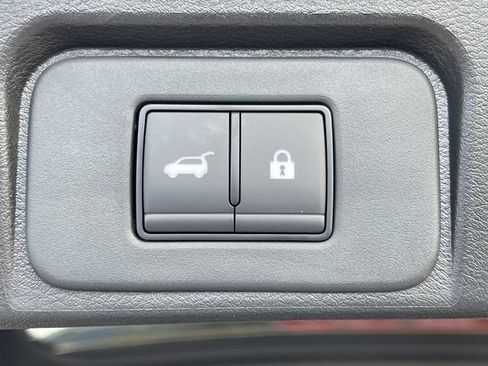 New 2026 Nissan Rogue SV AWD/4WD image 13