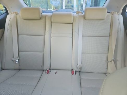 Used 2015 Lexus ES 350 w/ Premium Package FWD image 30
