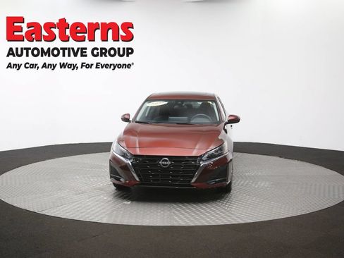Used 2024 Nissan Altima 2.5 SV w/ SV Premium Package AWD/4WD image 48