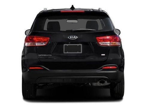 Used 2016 Kia Sorento AWD image 5