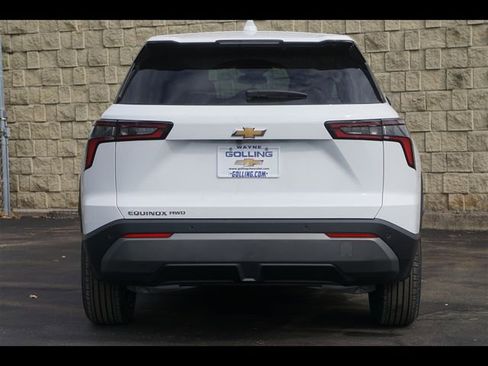 New 2026 Chevrolet Equinox LT image 21
