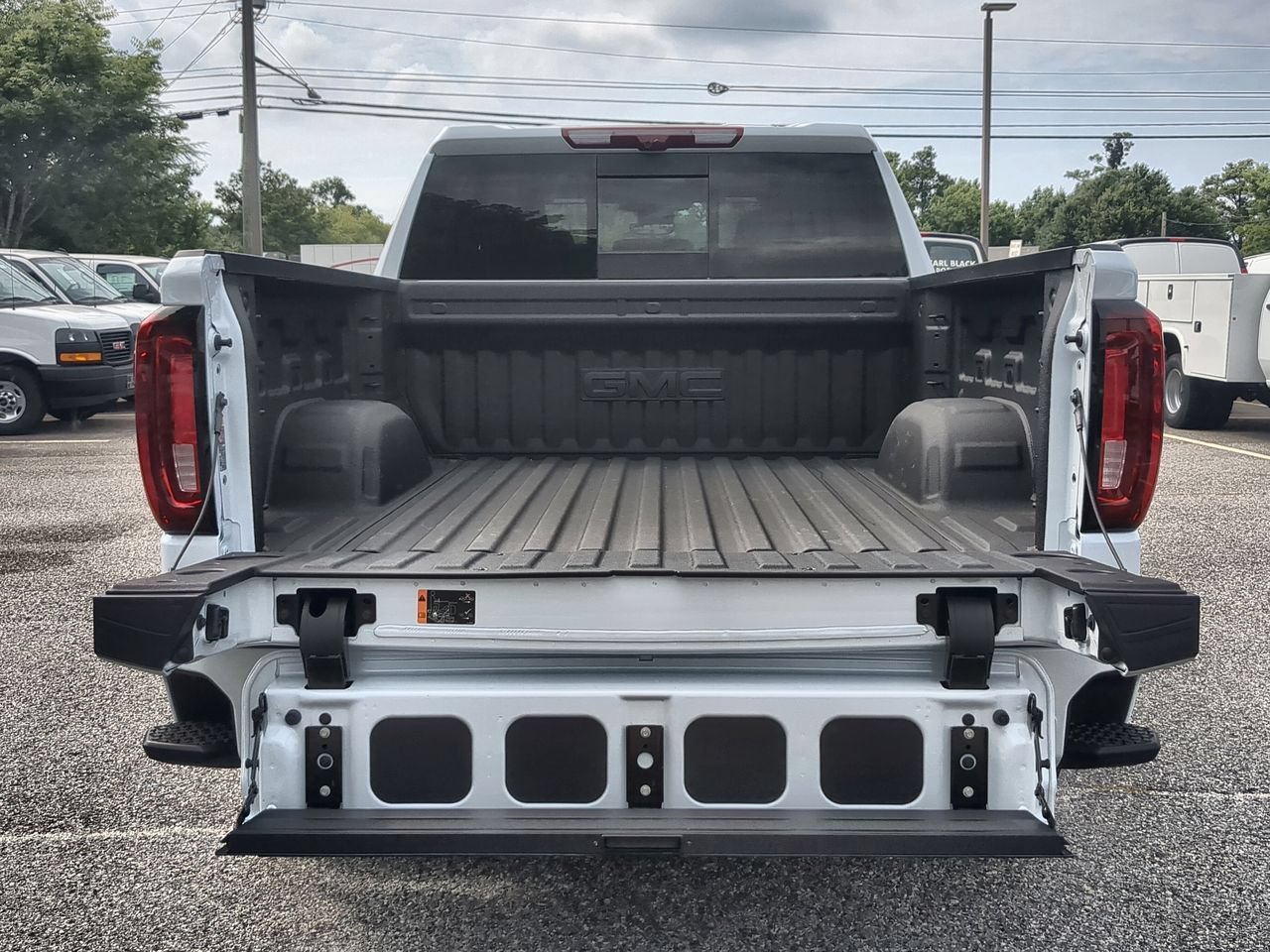 Used 2026 GMC Sierra 1500 Denali AWD/4WD image 27
