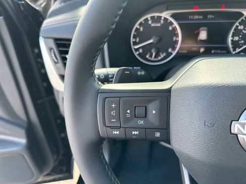 New 2026 Nissan Rogue SV image 14