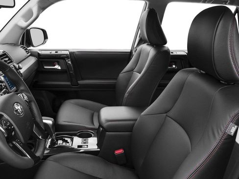 Used 2018 Toyota 4Runner TRD Pro AWD/4WD image 4