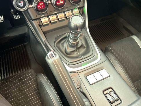 Used 2023 Toyota GR86 Premium image 20