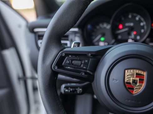 Certified 2023 Porsche Macan GTS AWD/4WD image 23