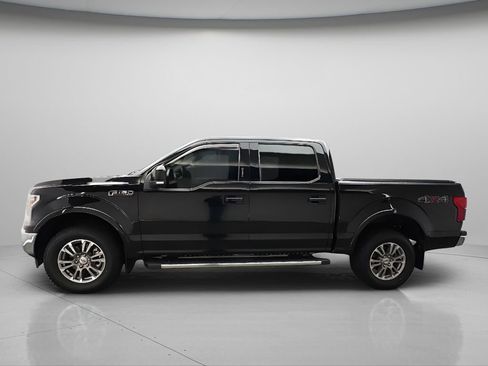 Used 2020 Ford F150 Lariat w/ Trailer Tow Package AWD/4WD image 3