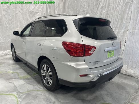 Used 2020 Nissan Pathfinder S AWD/4WD image 7
