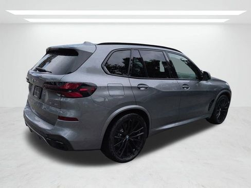 New 2026 BMW X5 xDrive40i w/ Executive Package AWD/4WD image 4