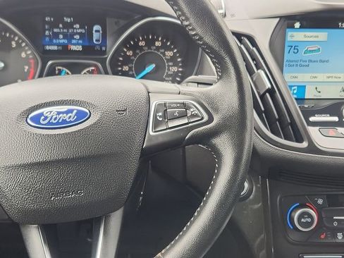 Certified 2019 Ford Escape Titanium image 15
