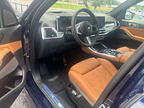 Certified 2026 BMW X5 sDrive40i w/ M Sport Package RWD image 3