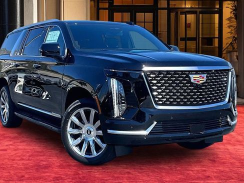 New 2026 Cadillac Escalade ESV 2WD w/ LPO, Floor Liner Package image 2