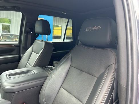 Used 2023 Chevrolet Tahoe High Country w/ LPO, Illumination Package AWD/4WD image 12
