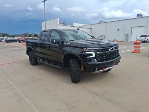 Used 2026 Chevrolet Silverado 1500 ZR2 AWD/4WD image 7