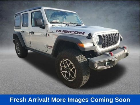 Used 2024 Jeep Wrangler Unlimited Rubicon w/ Convenience Group AWD/4WD image 1