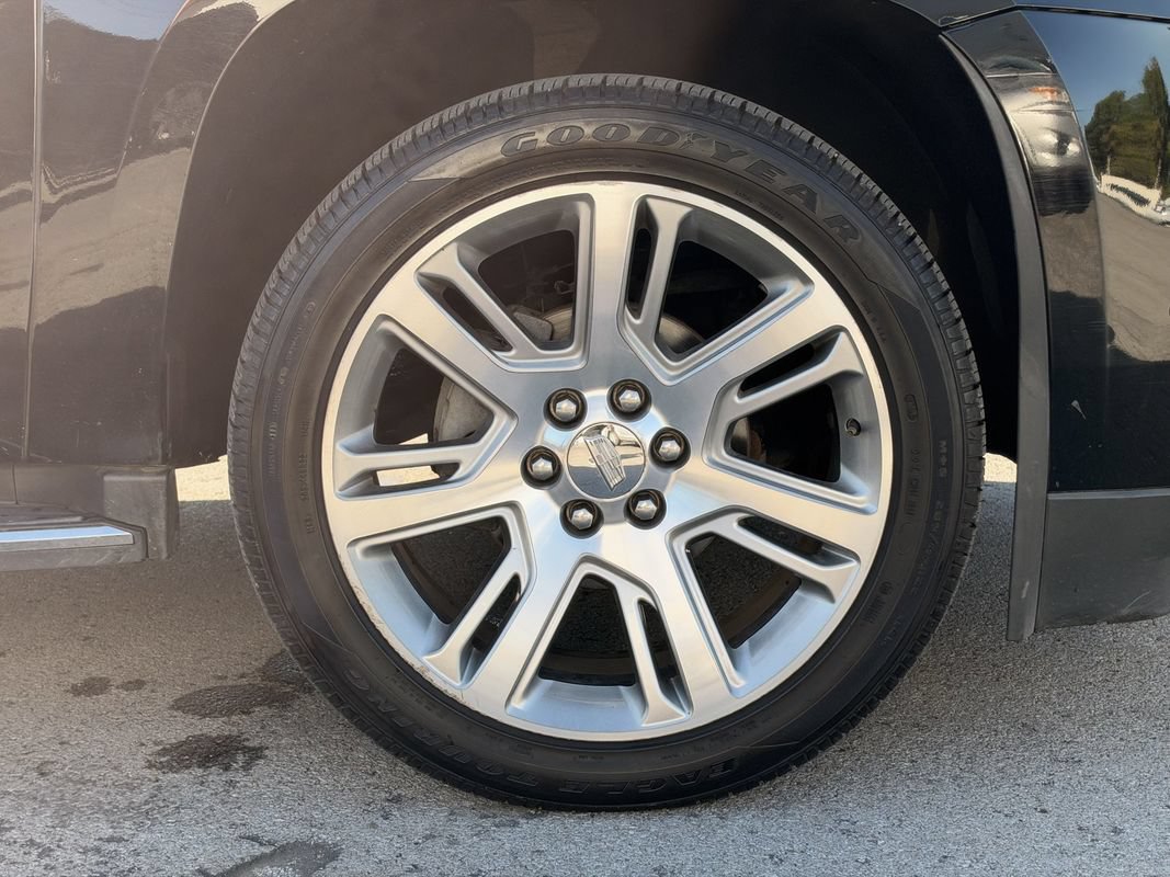 Used 2019 Cadillac Escalade Luxury AWD/4WD image 31