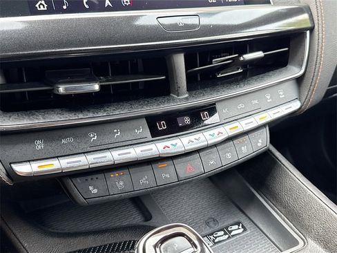 Used 2024 Cadillac CT5 V w/ Super Cruise 2 Package image 16