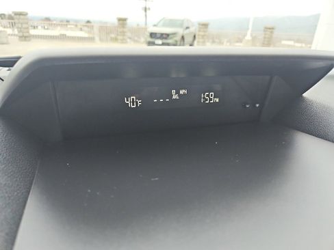 Used 2018 Subaru Crosstrek 2.0i Premium w/ Eyesight System image 23