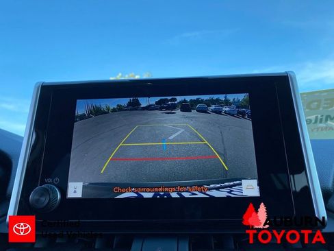 Certified 2025 Toyota RAV4 LE AWD/4WD image 34