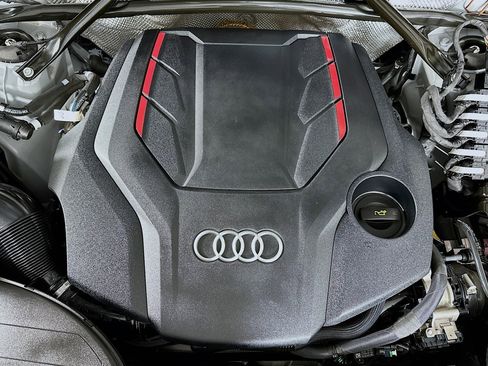 Used 2023 Audi SQ5 Premium Plus w/ Premium Plus Package AWD/4WD image 13