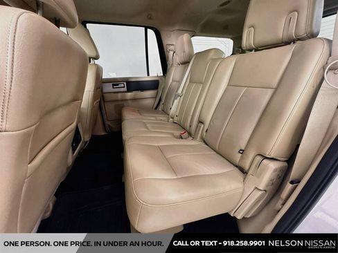 Used 2016 Ford Expedition XLT w/ Equipment Group 201A RWD image 22