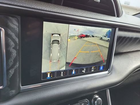 Used 2022 GMC Yukon XL Denali w/ Max Trailering Package image 17